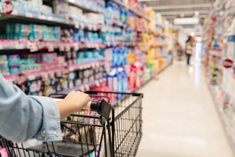 Shopping,In,A,Supermarket,Concept.shopping,In,Supermarket,A,Shopping,Cart