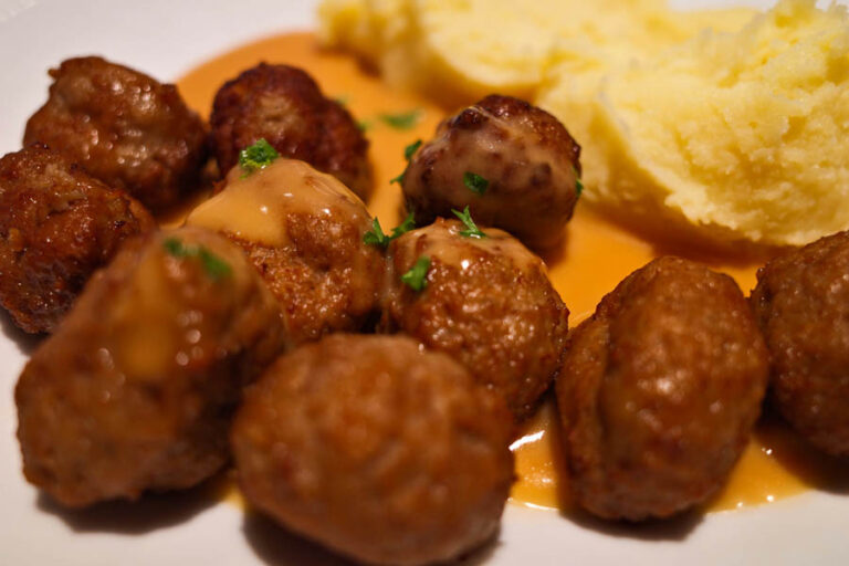 köttbullar